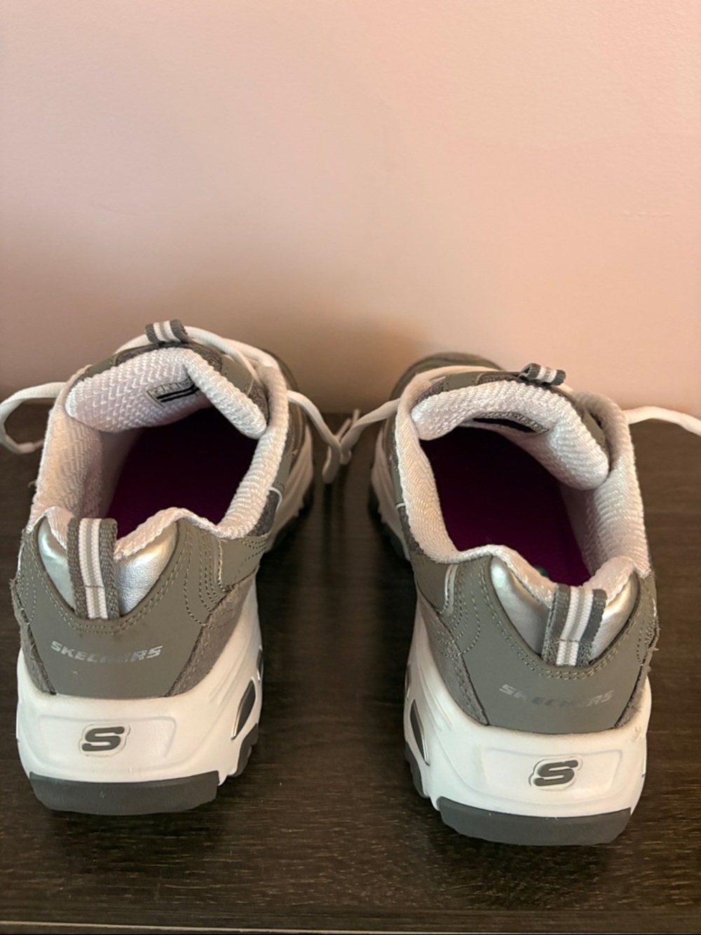 Skechers D'Lites Women's Gray and White Athletic Sneakers with Pink Lining - Picture 3 of 9